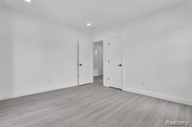 9158 Steel Street, Detroit, MI 48228