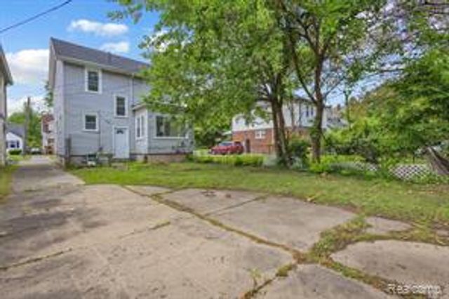 9158 Steel Street, Detroit, MI 48228