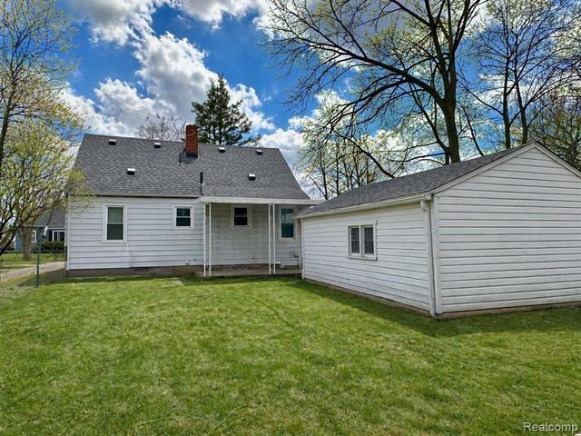 711 Lochhead Avenue, Flint, MI 48507
