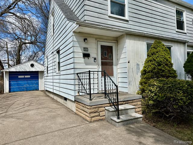 711 Lochhead Avenue, Flint, MI 48507