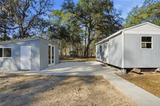 27047 HIAWATHA BOULEVARD, Brooksville, FL 34601