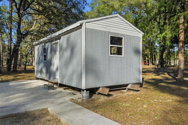 27047 HIAWATHA BOULEVARD, Brooksville, FL 34601