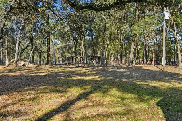 27047 HIAWATHA BOULEVARD, Brooksville, FL 34601