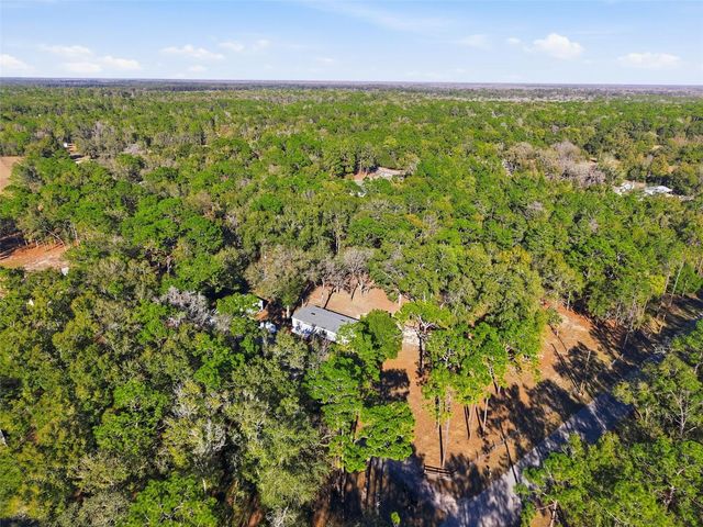 27047 HIAWATHA BOULEVARD, Brooksville, FL 34601