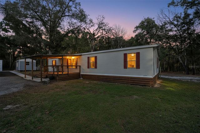 27047 HIAWATHA BOULEVARD, Brooksville, FL 34601