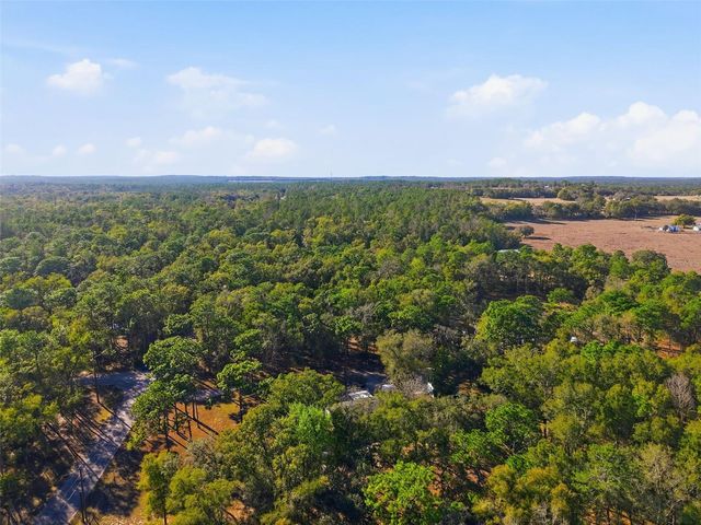 27047 HIAWATHA BOULEVARD, Brooksville, FL 34601