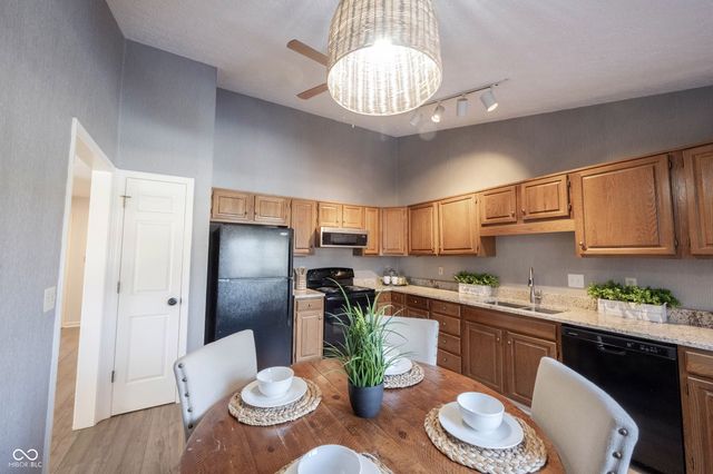 6972 Steinmeier Drive W, Indianapolis, IN 46220