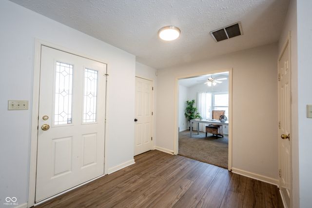 6972 Steinmeier Drive W, Indianapolis, IN 46220