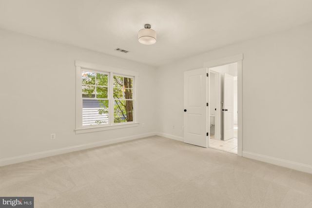 4308 CHESTNUT ST, Bethesda, MD 20814