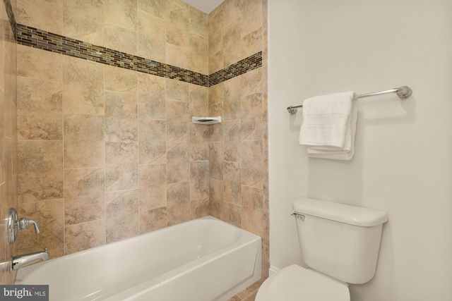 4308 CHESTNUT ST, Bethesda, MD 20814