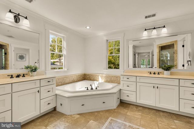 4308 CHESTNUT ST, Bethesda, MD 20814
