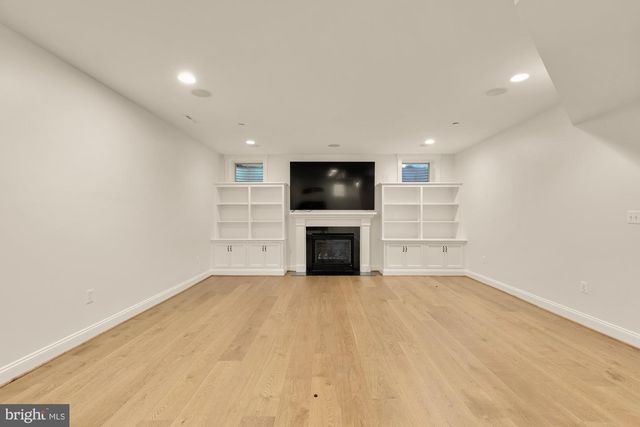 4308 CHESTNUT ST, Bethesda, MD 20814
