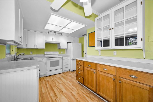 9427 CAPE CHARLES AVENUE, New Port Richey, FL 34655