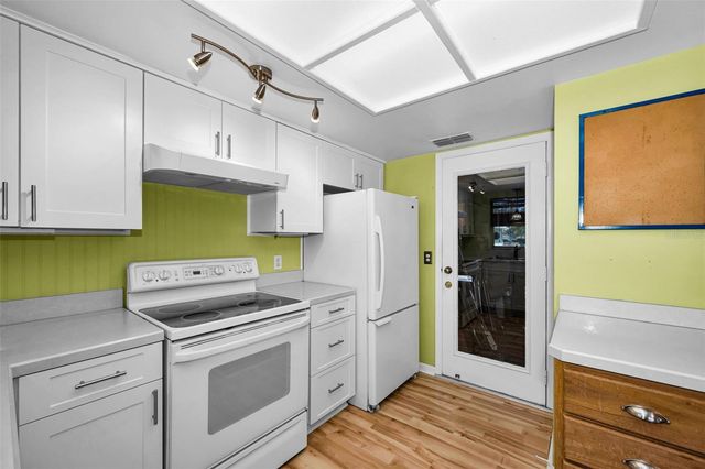 9427 CAPE CHARLES AVENUE, New Port Richey, FL 34655