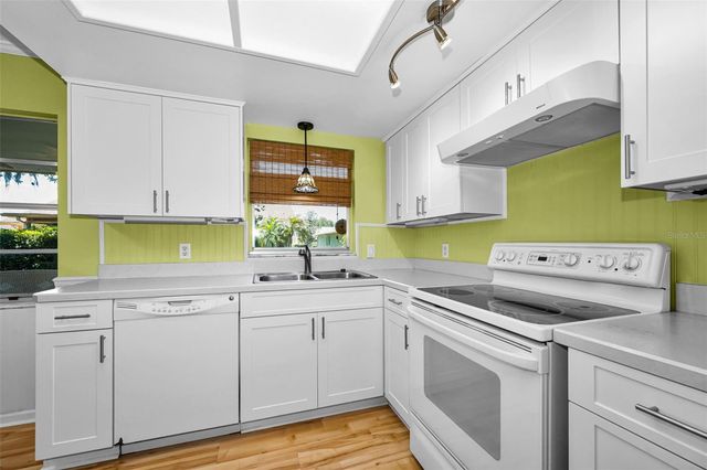 9427 CAPE CHARLES AVENUE, New Port Richey, FL 34655