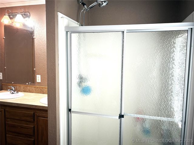 4329 Sun Rise Drive, Kingston, OK 73439