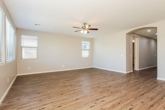 20698 E Canary Way, Queen Creek, AZ 85142