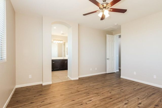 20698 E Canary Way, Queen Creek, AZ 85142
