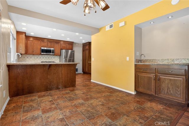 11789 Doral Avenue, Porter Ranch, CA 91326