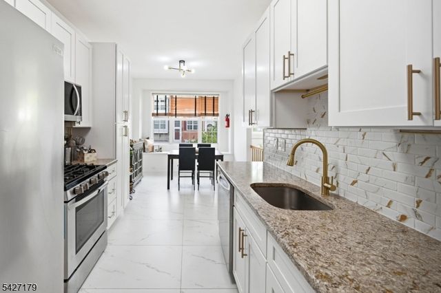 214 Swathmore Dr, Nutley Twp., NJ 07110