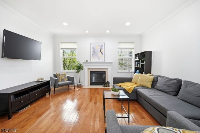 214 Swathmore Dr, Nutley Twp., NJ 07110