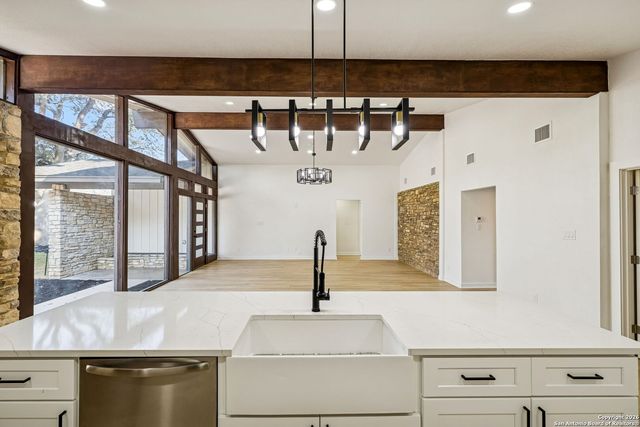 726 Coronet, San Antonio, TX 78216