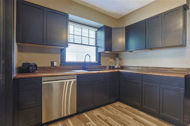 1314 Harvard Boulevard, Dayton, OH 45406