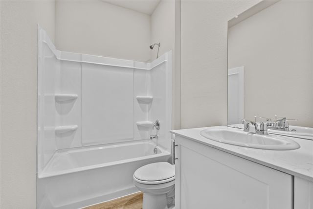 904 Traction Trail, Cleburne, TX 76031