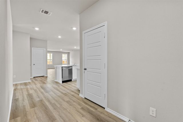 904 Traction Trail, Cleburne, TX 76031