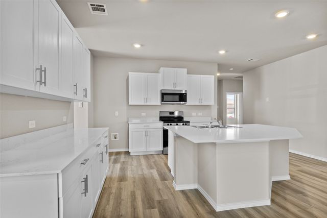 904 Traction Trail, Cleburne, TX 76031