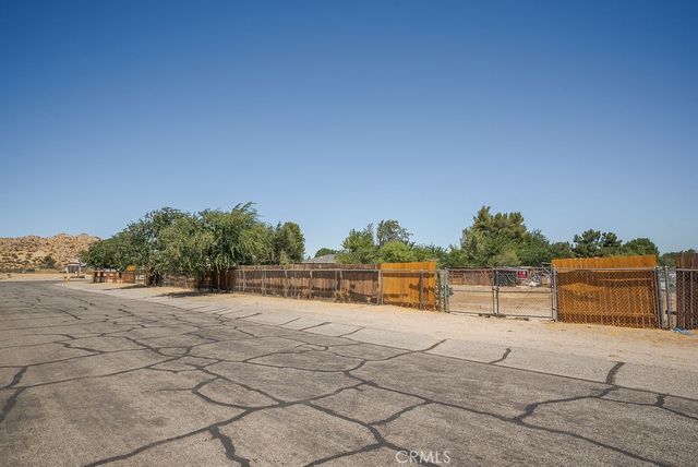 40104 166th Street E, Lake Los Angeles, CA 93591