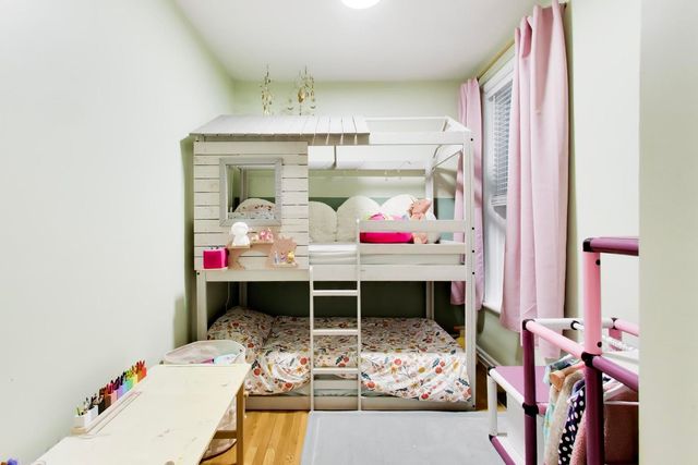 3009 W Belden Avenue, Chicago, IL 60647