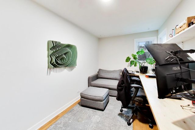 3009 W Belden Avenue, Chicago, IL 60647