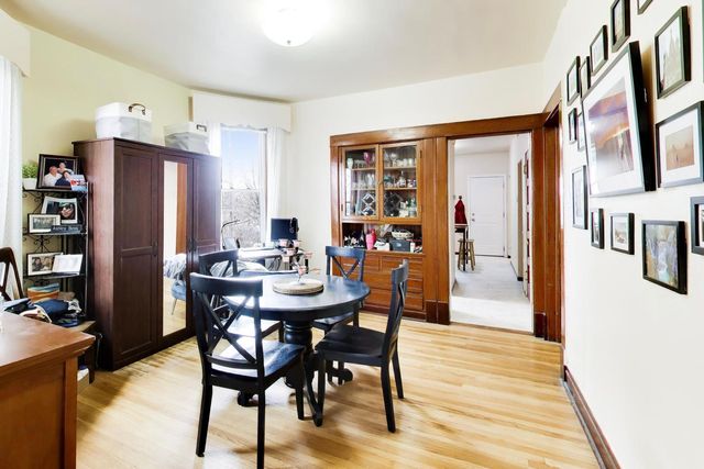 3009 W Belden Avenue, Chicago, IL 60647