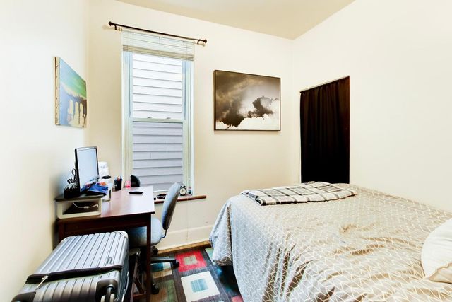 3009 W Belden Avenue, Chicago, IL 60647