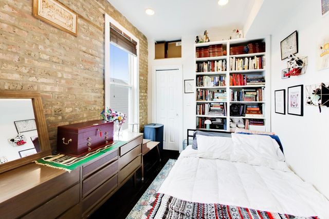 3009 W Belden Avenue, Chicago, IL 60647