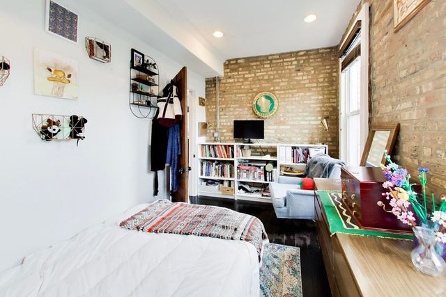 3009 W Belden Avenue, Chicago, IL 60647