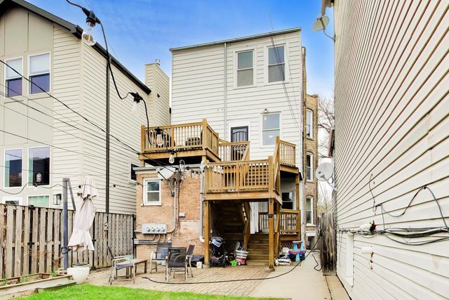 3009 W Belden Avenue, Chicago, IL 60647