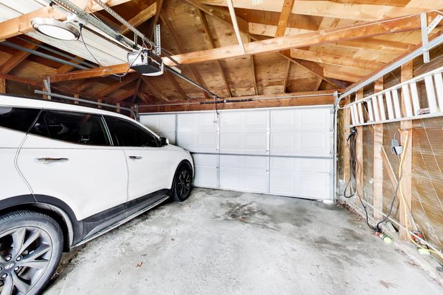 3009 W Belden Avenue, Chicago, IL 60647