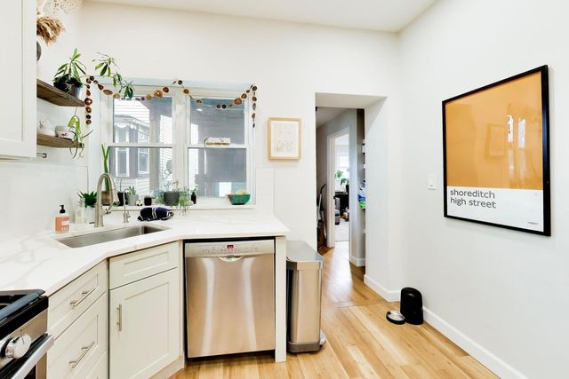 3009 W Belden Avenue, Chicago, IL 60647