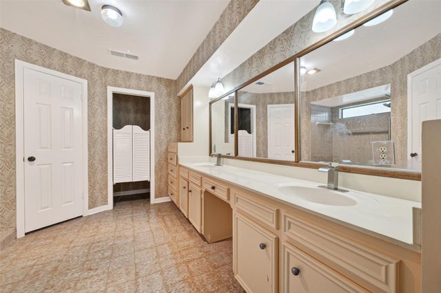 14934 Camino Rancho Drive, Houston, TX 77083