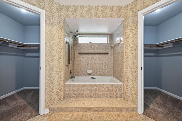 14934 Camino Rancho Drive, Houston, TX 77083