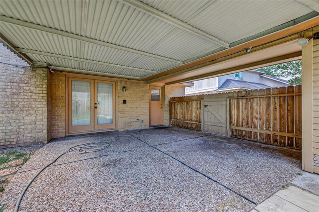 14934 Camino Rancho Drive, Houston, TX 77083
