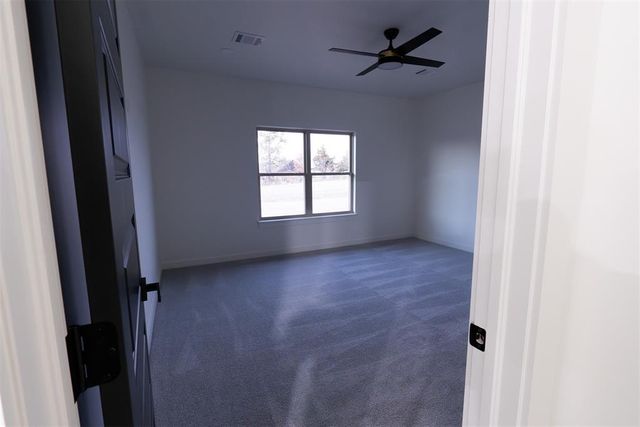 4348 Raymond Lane, Guthrie, OK 73044