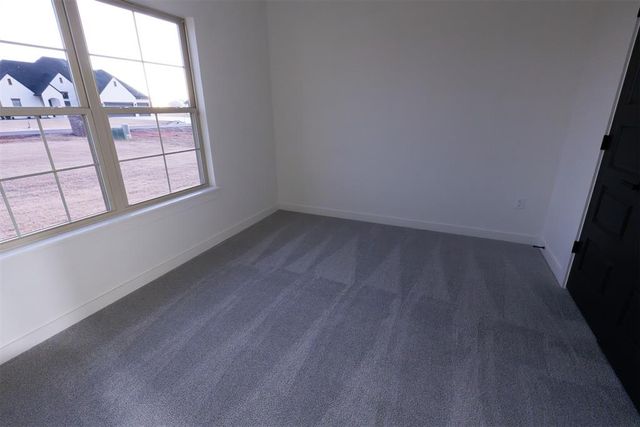 4348 Raymond Lane, Guthrie, OK 73044