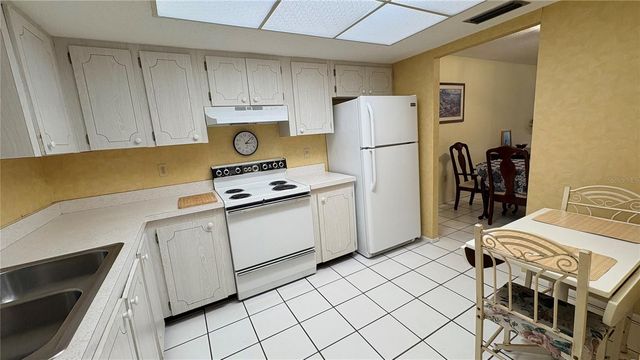 3514 LAKE BAYSHORE DRIVE K-108, Bradenton, FL 34205