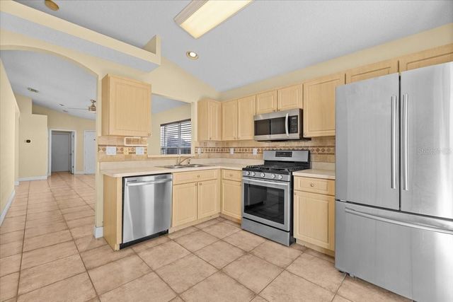 6052 POINTE PLEASANT BOULEVARD, Wesley Chapel, FL 33545