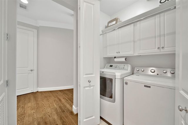 2211 Briarglen Drive 708, Houston, TX 77027