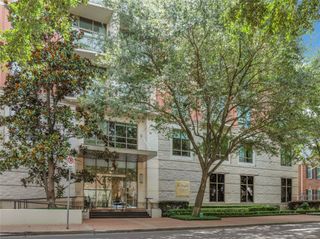 2211 Briarglen Drive 708, Houston, TX 77027