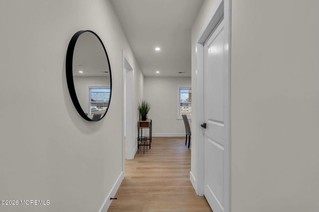 67 Garland Lane, Willingboro, NJ 08046